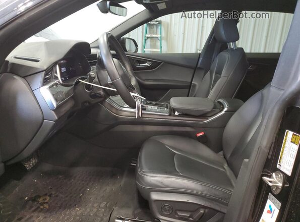 WA1AVAF11MD014655 2021 AUDI Q8 Black წინა სალონის ხედი