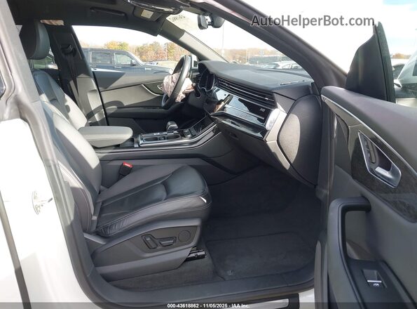 WA1AVAF19KD016764 2019 AUDI Q8 White Widok wnętrza z przodu