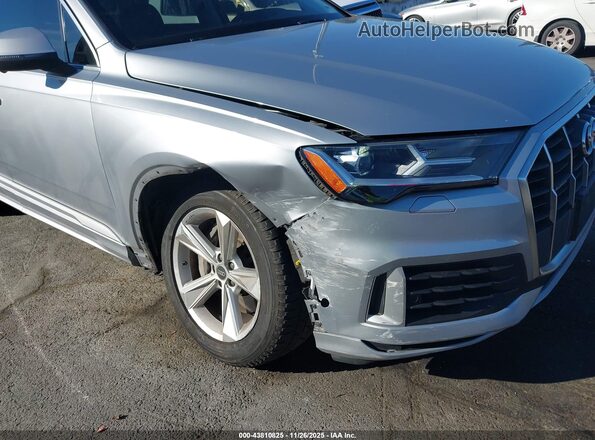 WA1AXBF76ND019730 2022 AUDI Q7 Silver Widok z przodu