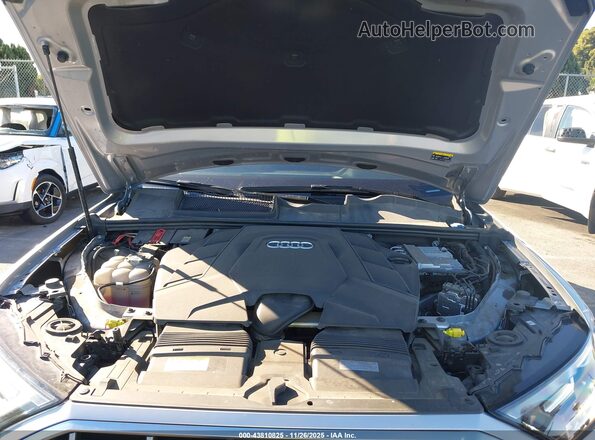 WA1AXBF76ND019730 2022 AUDI Q7 Silver Widok z tyłu