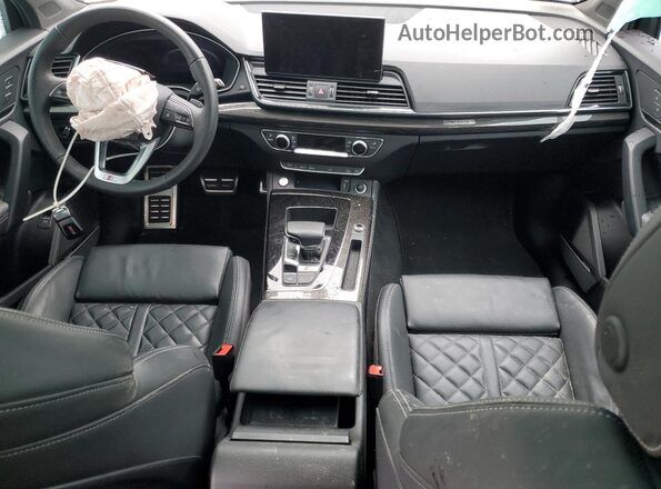 WA1B4AFY2S2023913 2025 AUDI SQ5 Black Widok deski rozdzielczej