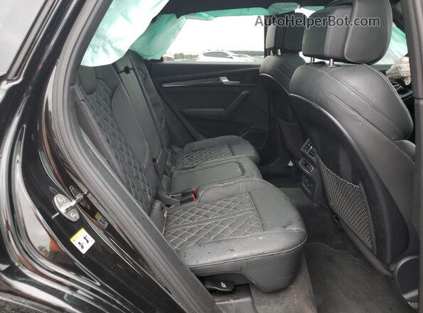 WA1B4AFY2S2023913 2025 AUDI SQ5 Black Widok wnętrza z tyłu