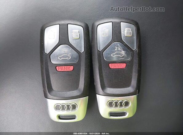 WA1B4AFY3L2076685 2020 AUDI SQ5 White Dashboard view