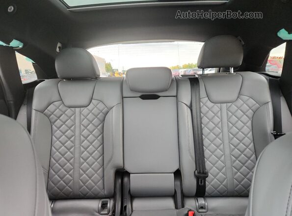 WA1B4AFY7K2021252 2019 AUDI SQ5 Серый Вид задних сидений