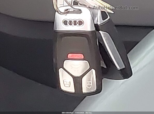 WA1B4AFY9L2014174 2020 AUDI SQ5 Blue Առջևի վահանակի տեսք