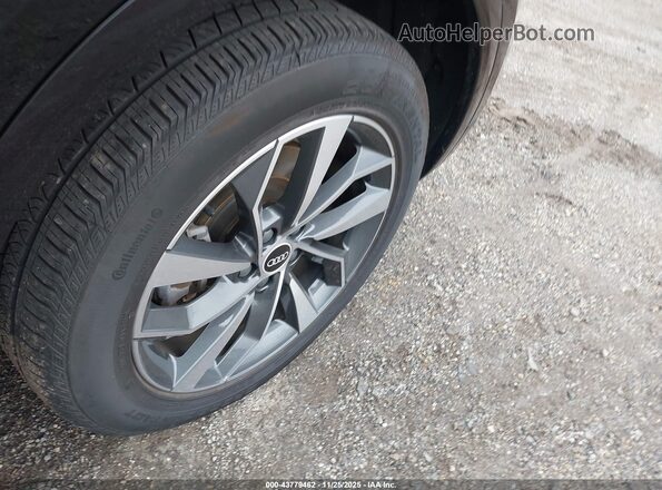 WA1BAAFY3M2025357 2021 AUDI Q5 Черный Вид щитка приборов