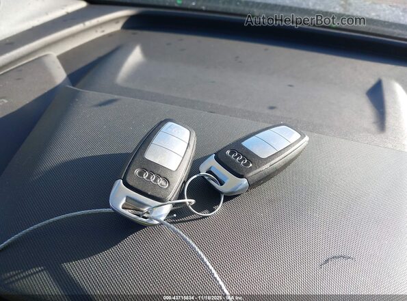WA1BCBFZ1PP024708 2023 AUDI Q4 Black Вид панелі приладів