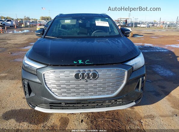 WA1BCBFZ1PP024708 2023 AUDI Q4 Black Вид задньої частини салону