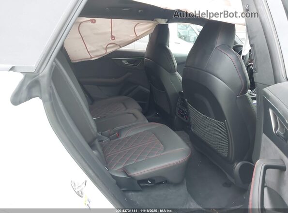 WA1CWBF19SD015691 2025 AUDI SQ8 Белый Вид наклейки с VIN-кодом