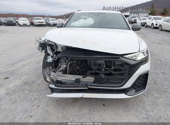 WA1CWBF19SD015691 2025 AUDI SQ8 Белый Вид задней части салона
