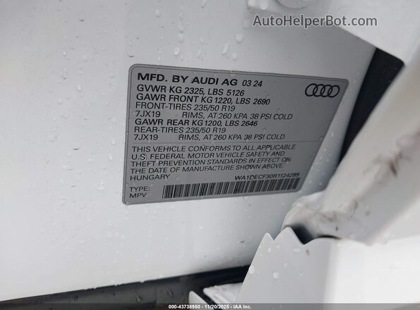 WA1DECF30R1124289 2024 AUDI Q3 White Engine compartment view