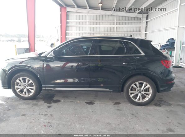 WA1DECF36R1115807 2024 AUDI Q3 Black Вид задньої частини салону