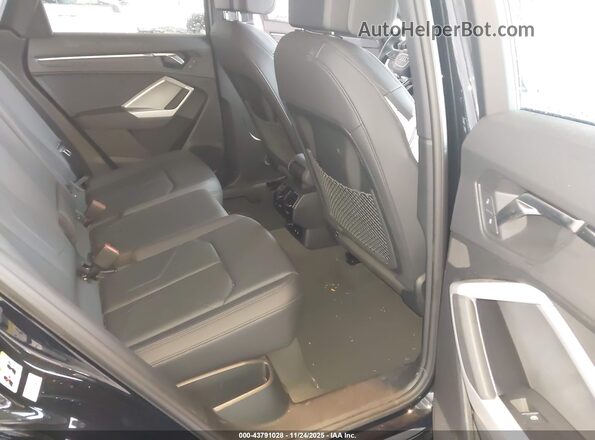 WA1DECF36R1115807 2024 AUDI Q3 Black Вид наклейки з VIN-кодом