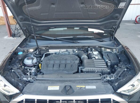 WA1DECF39R1125800 2024 AUDI Q3 Black Вид ззаду
