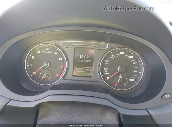 WA1ECCFS2HR012529 2017 AUDI Q3 White Вид задніх сидінь