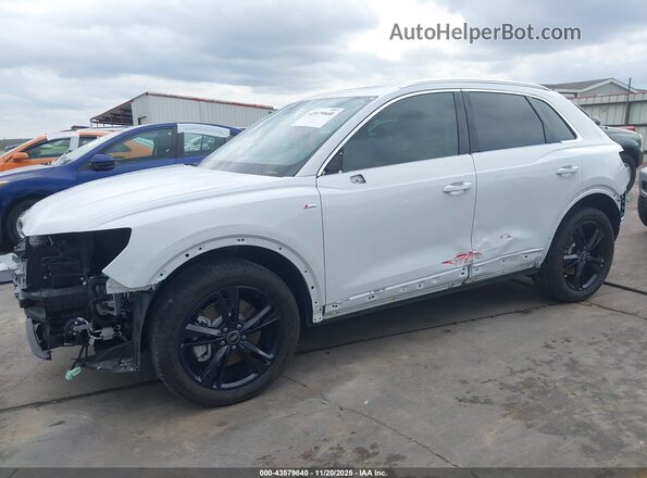 WA1EECF33R1189108 2024 AUDI Q3 Белый Вид спереди