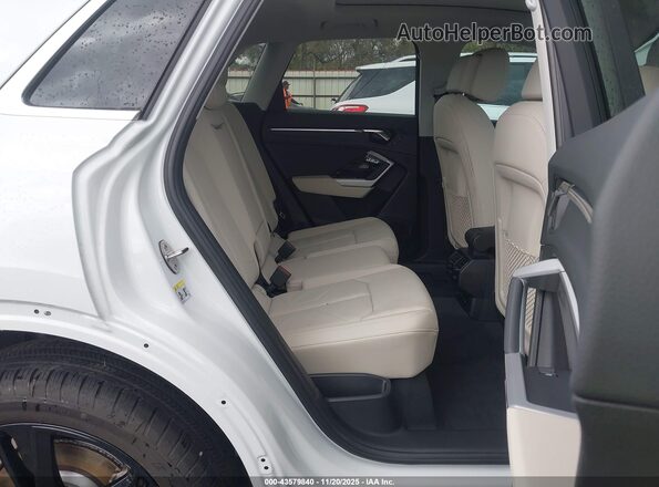 WA1EECF33R1189108 2024 AUDI Q3 Белый Вид наклейки с VIN-кодом