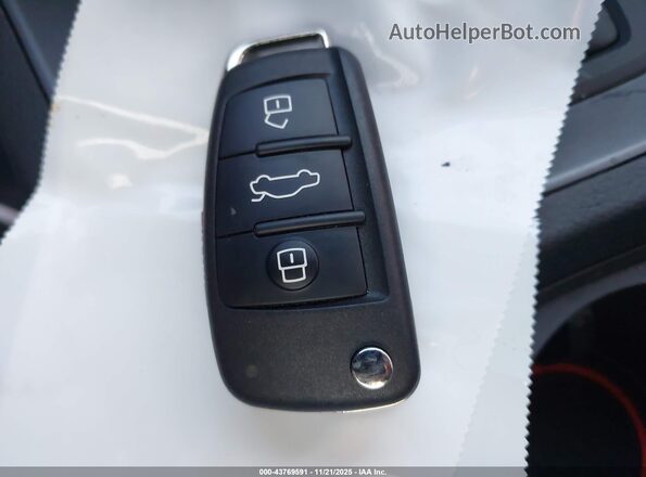 WA1EECF39S1085342 2025 AUDI Q3 Black Vista del salpicadero