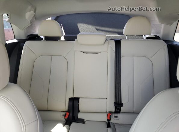 WA1EEDF34S1037947 2025 AUDI Q3 Белый Вид задних сидений
