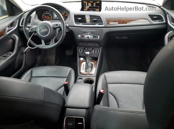 WA1EFCFS2GR020586 2016 AUDI Q3 Black Widok deski rozdzielczej