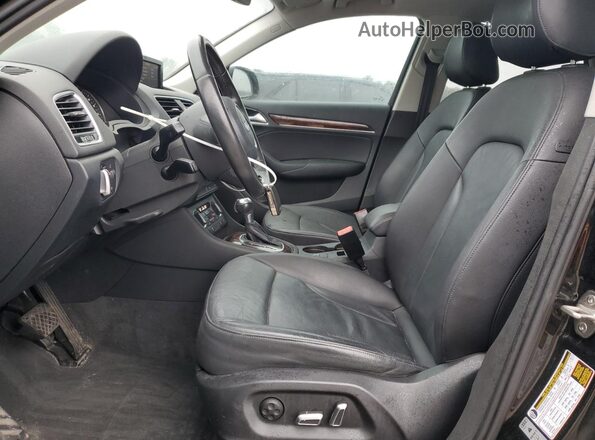WA1EFCFS2GR020586 2016 AUDI Q3 Black Widok wnętrza z przodu