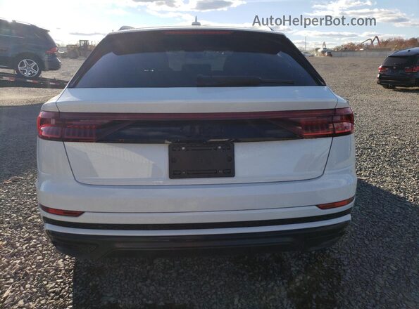 WA1EVAF15MD013980 2021 AUDI Q8 White Widok z tyłu
