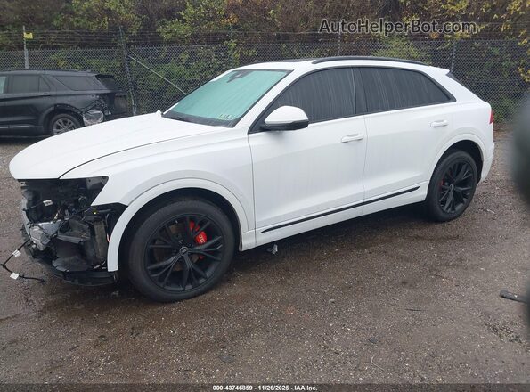 WA1EVBF12PD000825 2023 AUDI Q8 Белый Передняя левая четверть