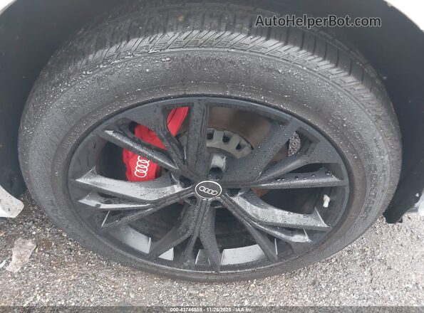 WA1EVBF12PD000825 2023 AUDI Q8 Белый Вид щитка приборов