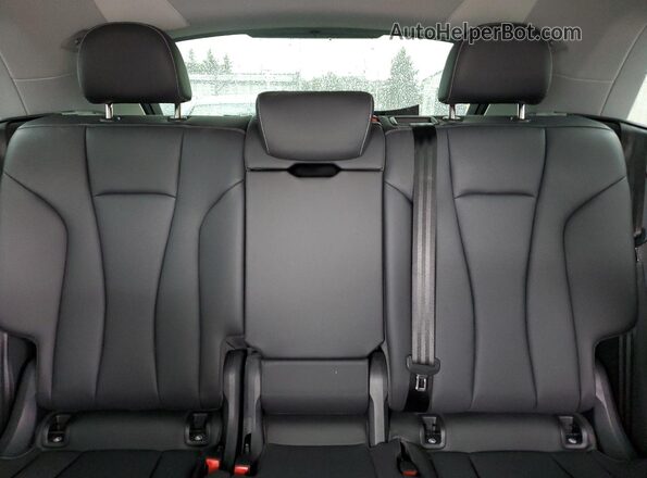 WA1EVBF14PD010787 2023 AUDI Q8 Black უკანა სავარძლების ხედი