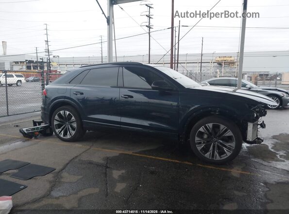 WA1EVBF18SD012678 2025 AUDI Q8 Dark Blue Панорамный вид салона 360°