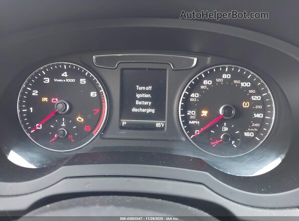 WA1JCCFSXJR012296 2018 AUDI Q3 Red უკანა სავარძლების ხედი