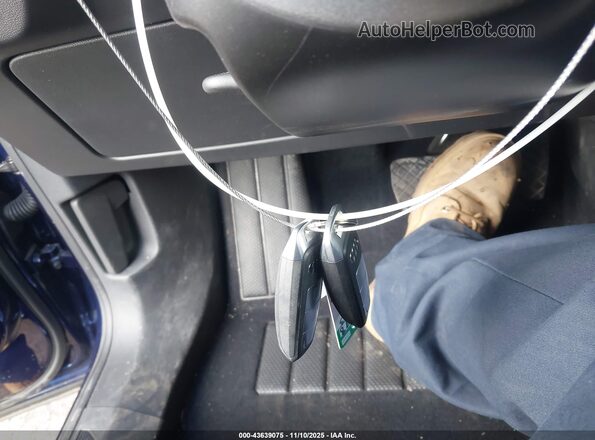 WA1L2BFZ2PP073147 2023 AUDI Q4 Синий Вид панели приборов
