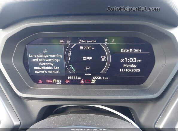 WA1L2BFZ2PP073147 2023 AUDI Q4 Синий Вид задних сидений