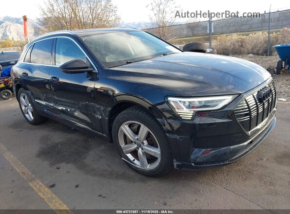 WA1LAAGE3KB022464 2019 AUDI E-TRON Черный Передняя правая четверть