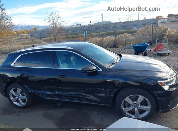 WA1LAAGE3KB022464 2019 AUDI E-TRON Черный Вид задней части салона