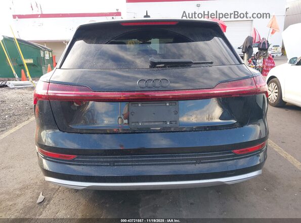 WA1LAAGE3KB022464 2019 AUDI E-TRON Черный 