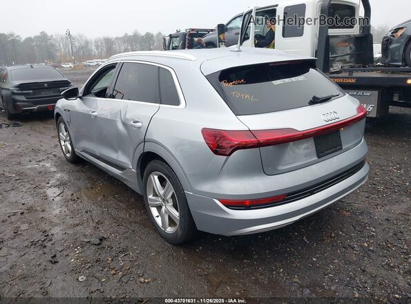 WA1LAAGE4KB023784 2019 AUDI E-TRON Silver Trasero izquierdo