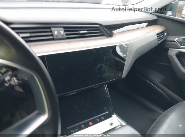 WA1LAAGE4KB023784 2019 AUDI E-TRON Silver 