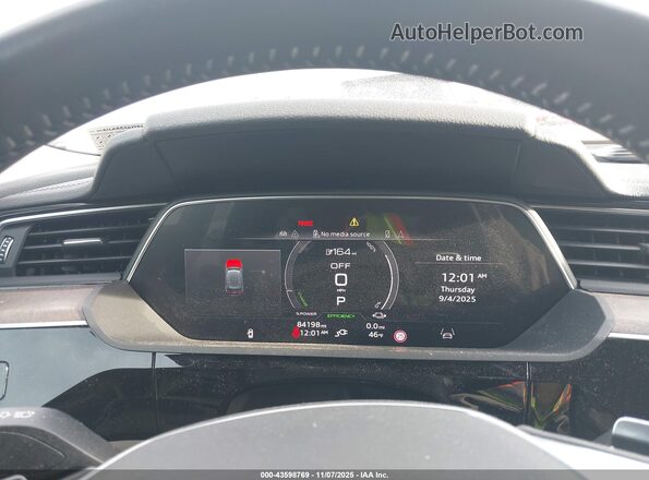 WA1LAAGE6MB022462 2021 AUDI E-TRON White 
