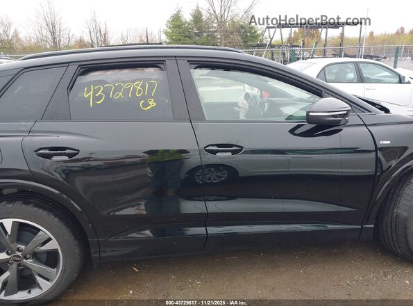 WA1LUBFZ2RP069385 2024 AUDI Q4 Black Vista interior trasera