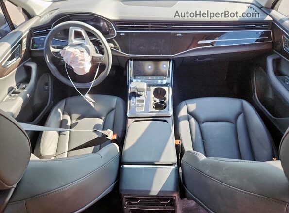 WA1LXBF74PD018121 2023 AUDI Q7 Черный Вид панели приборов