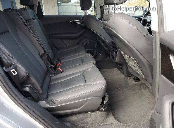 WA1LXBF77ND012780 2022 AUDI Q7 Серебряный Вид задней части салона