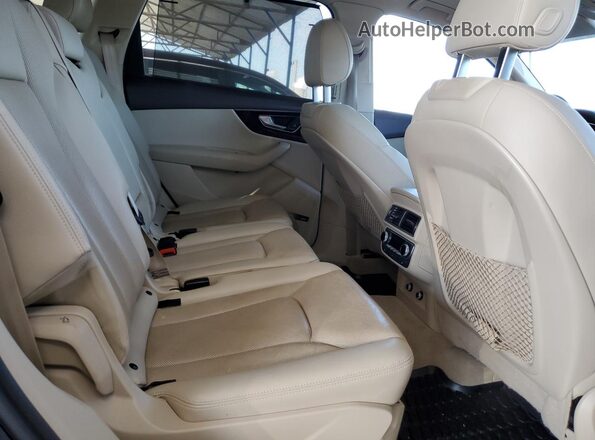WA1VAAF75JD001789 2018 AUDI Q7 Черный Вид задних сидений