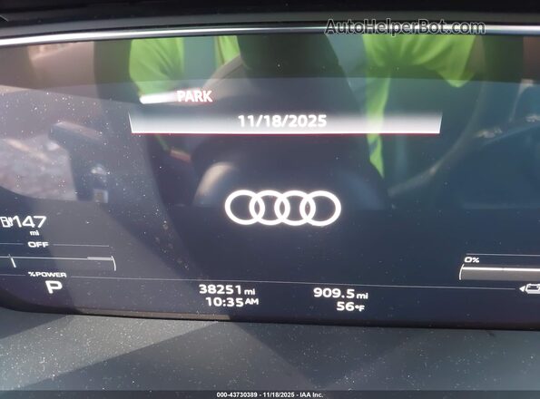 WA1VABGE0PB014831 2023 AUDI E-TRON Синий Вид задних сидений