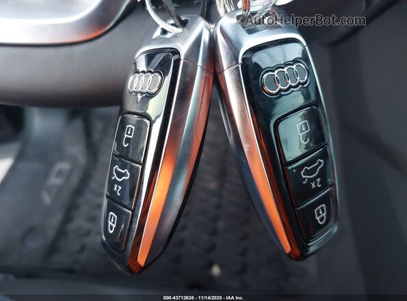 WA1VVBF75SD011086 2025 AUDI Q7 Черный Вид панели приборов