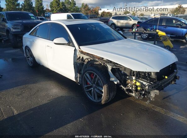 WAUFFAFC3HN055473 2017 AUDI S6 Белый Передняя правая четверть