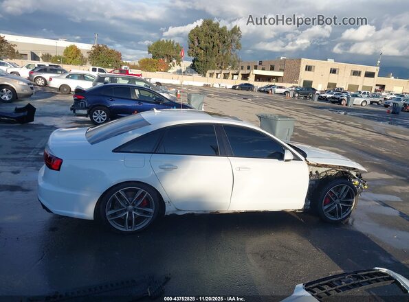 WAUFFAFC3HN055473 2017 AUDI S6 Белый Вид задней части салона