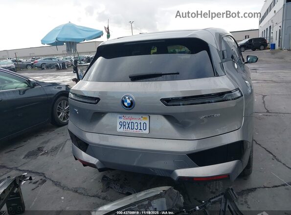 WB523CF08RCP61875 2024 BMW IX Silver 