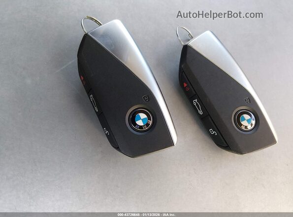 WB523CF08RCP73895 2024 BMW IX Черный Вид панели приборов