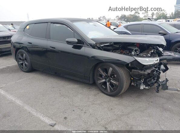 WB533CF06SCS53401 2025 BMW IX Black Առջևի աջ